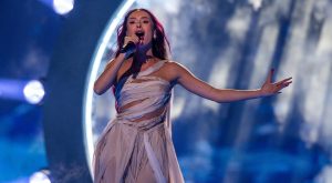 Israels ESC-Hoffnung mit Power-Auftritt: Eden singt sich unter Mega-Jubel ins Finale